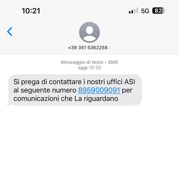 "Si prega di contattare i nostri uffici ASI": allarme per la nuova truffa via SMS