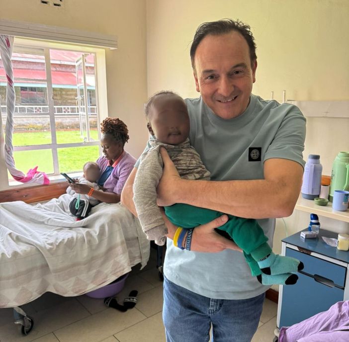 Gli auguri di buon anno del presidente Cirio dall'ospedale pediatrico North Kinangop, nel cuore del Kenya