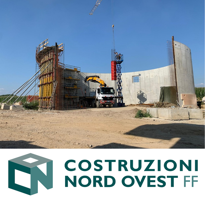 Lavora con noi. Stiamo creando una squadra di artigiani eccezionali Lavora con noi. Stiamo creando una squadra di artigiani eccezionali