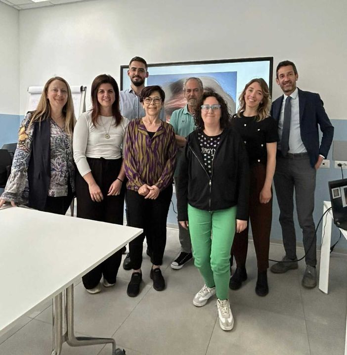 Confartigianato Cuneo insieme a Afp Cuneo promuove due corsi di formazione per acconciatori ed estetiste finalizzati al benessere in oncologia Confartigianato Cuneo insieme a Afp Cuneo promuove due corsi di formazione per acconciatori ed estetiste finalizzati al benessere in oncologia