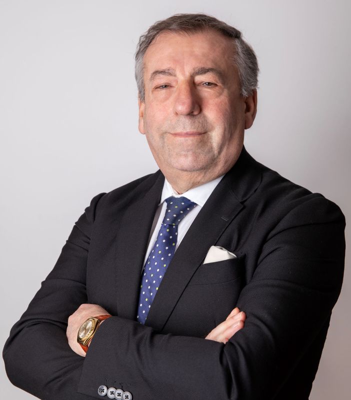 Arcangelo Galante, presidente del Sindacato Agenti e Rappresentanti di Commercio Fnaarc-Confcommercio-Imprese per l’Italia della provincia di Cuneo Arcangelo Galante, presidente del Sindacato Agenti e Rappresentanti di Commercio Fnaarc-Confcommercio-Imprese per l’Italia della provincia di Cuneo