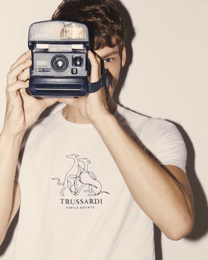 Trussardi presenta la collezione Autunno Inverno 2025/2026 Trussardi presenta la collezione Autunno Inverno 2025/2026