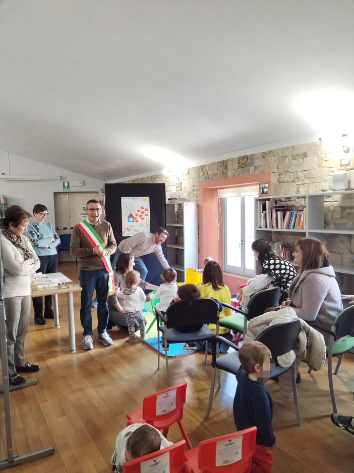 'Nati per leggere' arriva anche a Monforte. "Un progetto che favorisce lo sviluppo dei bambini"