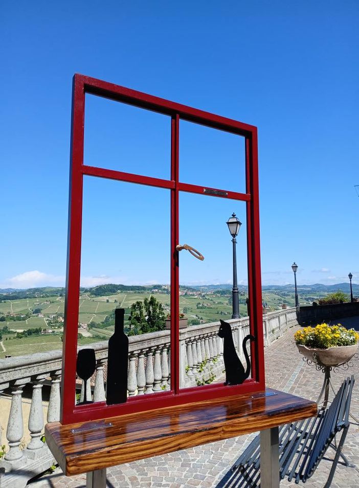 Una finestra sulle Langhe: a Novello l’arte incontra il paesaggio grazie alla comunità Una finestra sulle Langhe: a Novello l’arte incontra il paesaggio grazie alla comunità