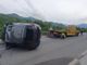 Auto si ribalta sulla provinciale tra Villanova e Roccaforte Mondovì e colpisce colonnina del gas Auto si ribalta sulla provinciale tra Villanova e Roccaforte Mondovì e colpisce colonnina del gas