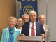 Piera Arata (Presidente del Rotary Club Alba), Paola Ferrero, Luciano Giri, Francesco Testa e Ginetto Pellerino, (foto Lucia Erné) Piera Arata (Presidente del Rotary Club Alba), Paola Ferrero, Luciano Giri, Francesco Testa e Ginetto Pellerino, (foto Lucia Erné)