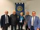 Da sinistra: Ginetto Pellerino, Luciano Giri, Piera Arata (presidente Rotary club di Alba), Francesco Testa, Roberto Buongarzone Da sinistra: Ginetto Pellerino, Luciano Giri, Piera Arata (presidente Rotary club di Alba), Francesco Testa, Roberto Buongarzone