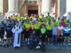 Il gruppo di ciclisti con don Enzo al Santuario della Madonna dei Fiori di Bra (foto di Stefano Tibaldi)