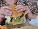 Passato il Cheeseburger day, ma non la voglia del suo gusto inconfondibile Passato il Cheeseburger day, ma non la voglia del suo gusto inconfondibile