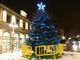 Primi fiocchi di neve e luminarie accese: a Bra il Natale è nell’aria (FOTOGALLERY)
