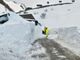 Colle della Maddalena, proseguono le operazioni di sgombero neve e rimozione dei mezzi bloccati [FOTO]