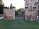 Il muro che l'Amministrazione govonese intenderebbe rimuovere