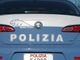 Finisce con l'auto contro un lampione, la Polizia lo trova ubriaco: denunciato un 28enne Finisce con l'auto contro un lampione, la Polizia lo trova ubriaco: denunciato un 28enne