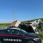Autoarticolato carico di polli finisce fuori strada sulla provinciale tra Magliano Alfieri e Priocca