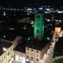 Le torri di Alba si illuminano di verde nella Giornata Mondiale della Salute Mentale Le torri di Alba si illuminano di verde nella Giornata Mondiale della Salute Mentale
