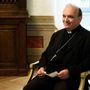 Il vescovo di Alba, monsignor Marco Brunetti Il vescovo di Alba, monsignor Marco Brunetti