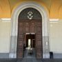 L'ingreesso del tribunale di Cuneo