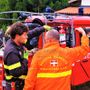 Cherasco, fiamme sotto la tettoia di un'abitazione: intervengono Vigili del Fuoco e AIB Cherasco, fiamme sotto la tettoia di un'abitazione: intervengono Vigili del Fuoco e AIB