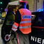 Pattuglia dei Carabinieri impegnata in un controllo a Fossano, immagine di repertorio Pattuglia dei Carabinieri impegnata in un controllo a Fossano, immagine di repertorio