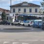 Iniziata la raccolta firme per richiedere lo spegnimento del semaforo di fronte alla stazione Iniziata la raccolta firme per richiedere lo spegnimento del semaforo di fronte alla stazione
