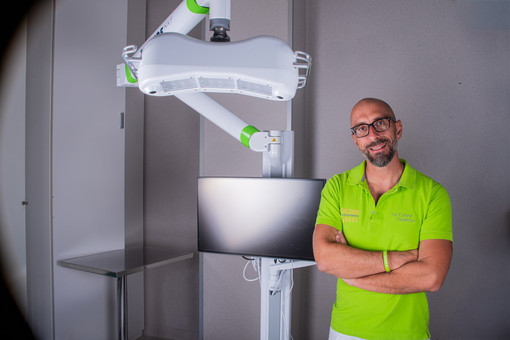 Implantologia digitale: alla Clinica Salzano Tirone di Cuneo la precisione del navigatore [VIDEO]