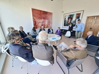 Ieri il confronto nella sede guarenese della Fondazione Sandretto Re Rebaudengo Ieri il confronto nella sede guarenese della Fondazione Sandretto Re Rebaudengo