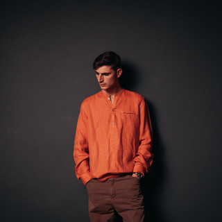 Pietro Celona (in arte Celo), classe 1997, cresciuto tra Alba e Neive