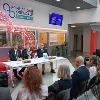 Alcuni momenti del momenti della visita all'Ospedale di Verduno negli scatti di Mauro Gallo Alcuni momenti del momenti della visita all'Ospedale di Verduno negli scatti di Mauro Gallo