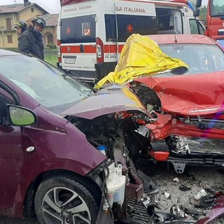Tragico frontale a Villanova Mondovì: deceduta una donna, ferito un bambino
