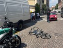 La bici a terra dopo l'investimento La bici a terra dopo l'investimento