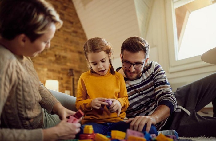 "Genitori in gioco": 30 incontri gratuiti in provincia di Cuneo per sostenere le famiglie nelle sfide educative quotidiane "Genitori in gioco": 30 incontri gratuiti in provincia di Cuneo per sostenere le famiglie nelle sfide educative quotidiane