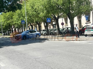 Polizia e Polizia Locale sul luogo dell'incidente Polizia e Polizia Locale sul luogo dell'incidente