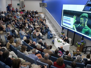 Alessandro Baricco all'auditorium dell'ospedale di Verduno