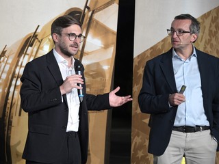 Il saluto del sindaco albese Alberto Gatto (Ph. Mauro Gallo Fotografo)