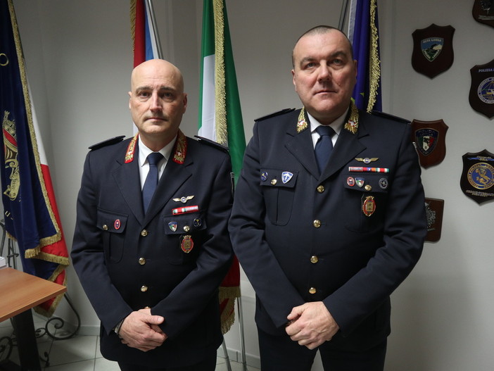 Il Comandante Davide Detoma ( a dx. nella foto) con il vicecomandante Sergio Mussetto Il Comandante Davide Detoma ( a dx. nella foto) con il vicecomandante Sergio Mussetto