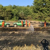 Volontari Aib in azione ieri a Camerana
