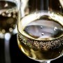 Vino nella grande distribuzione, il Piemonte premia Prosecco, Barbera e Lambrusco
