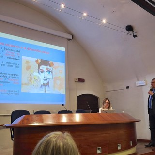 Nelle foto alcuni momenti dell'incontro