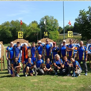 Gli Arcieri dell'Elice chiudono il 2025 con un weekend di podi a Torino: sei medaglie in due giorni