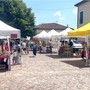 In piazza Roma bancarelle di eccellenze roerine a km zero In piazza Roma bancarelle di eccellenze roerine a km zero
