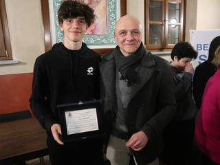 Alcuni momenti della cerimonia tenuta in municipio a Caramagna Alcuni momenti della cerimonia tenuta in municipio a Caramagna