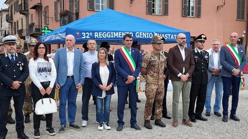 Commemorazione dei caduti del 32° Reggimento Genio Guastatori e “Run 32”: commozione e partecipazione ieri in piazza a Fossano [VIDEO]