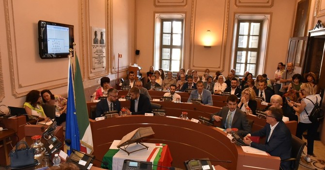 Presunta violenza sessuale di tre ex giocatori dell’A.C. Bra: “Difendere sport, legalità, dignità delle donne e immagine della città” Presunta violenza sessuale di tre ex giocatori dell’A.C. Bra: “Difendere sport, legalità, dignità delle donne e immagine della città”