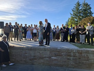 Nelle foto alcuni momenti della partecipata doppia inaugurazione Nelle foto alcuni momenti della partecipata doppia inaugurazione