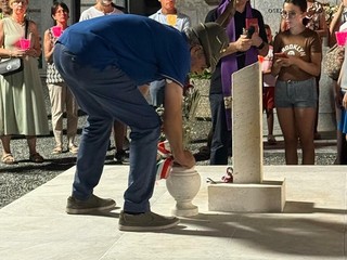 Alcuni momenti della celebrazione Alcuni momenti della celebrazione