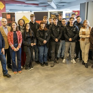 Erasmus+ porta dieci studenti belgi ad Alba: un mese di tirocinio nelle aziende del territorio Erasmus+ porta dieci studenti belgi ad Alba: un mese di tirocinio nelle aziende del territorio