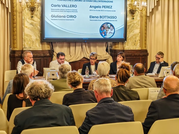 Così cresce il contributo degli stranieri all'economia della Granda: entro il 2028 un dipendente su cinque sarà straniero Così cresce il contributo degli stranieri all'economia della Granda: entro il 2028 un dipendente su cinque sarà straniero