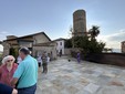 Nelle immagini alcuni momenti della presentazione e il maniero in fase di restauro Nelle immagini alcuni momenti della presentazione e il maniero in fase di restauro