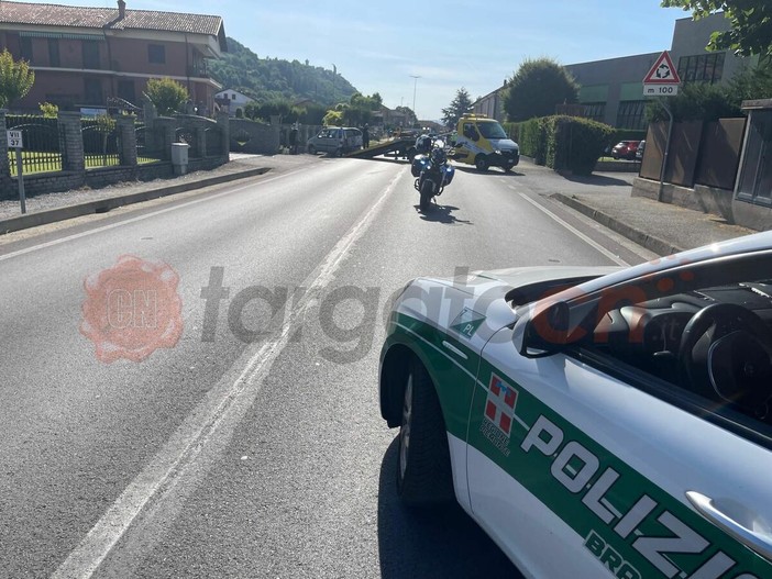 Il traffico nella zona ha subito forti rallentamenti per oltre un’ora per consentire i soccorsi e i rilievi ad opera di 118 e Polizia Locale di Bra Il traffico nella zona ha subito forti rallentamenti per oltre un’ora per consentire i soccorsi e i rilievi ad opera di 118 e Polizia Locale di Bra