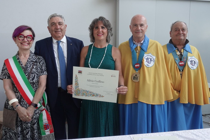 Silvia Gullino premiata a Santo Stefano Roero Silvia Gullino premiata a Santo Stefano Roero